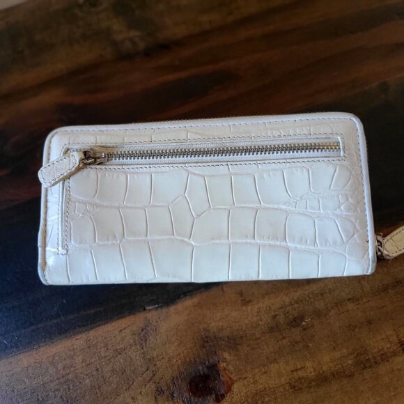Brighton's Mingle Cream Croc-Embossed Zip-Around Wallet Multiple Card Slots-OS - Picture 2 of 9